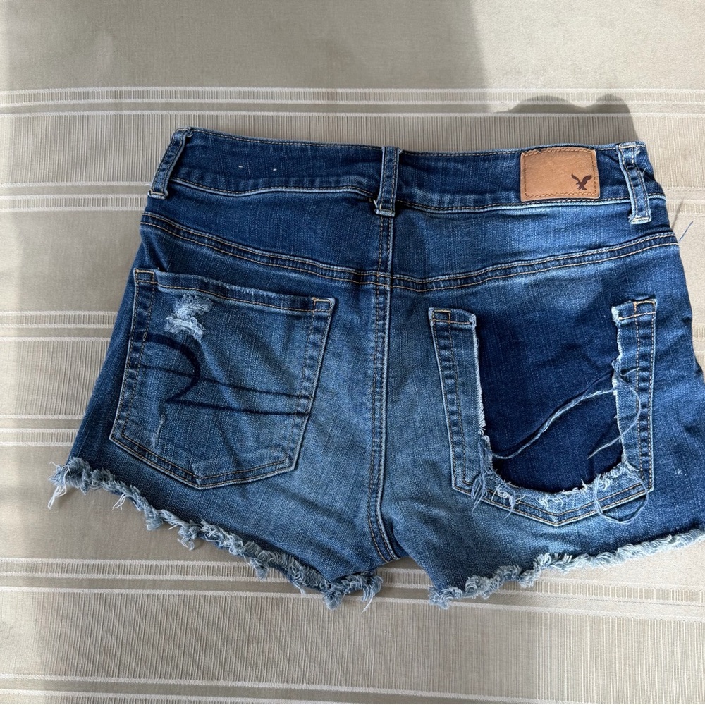 American Eagle Outfitters Distressed Blue Jean Shorts - Picture 2 of 4